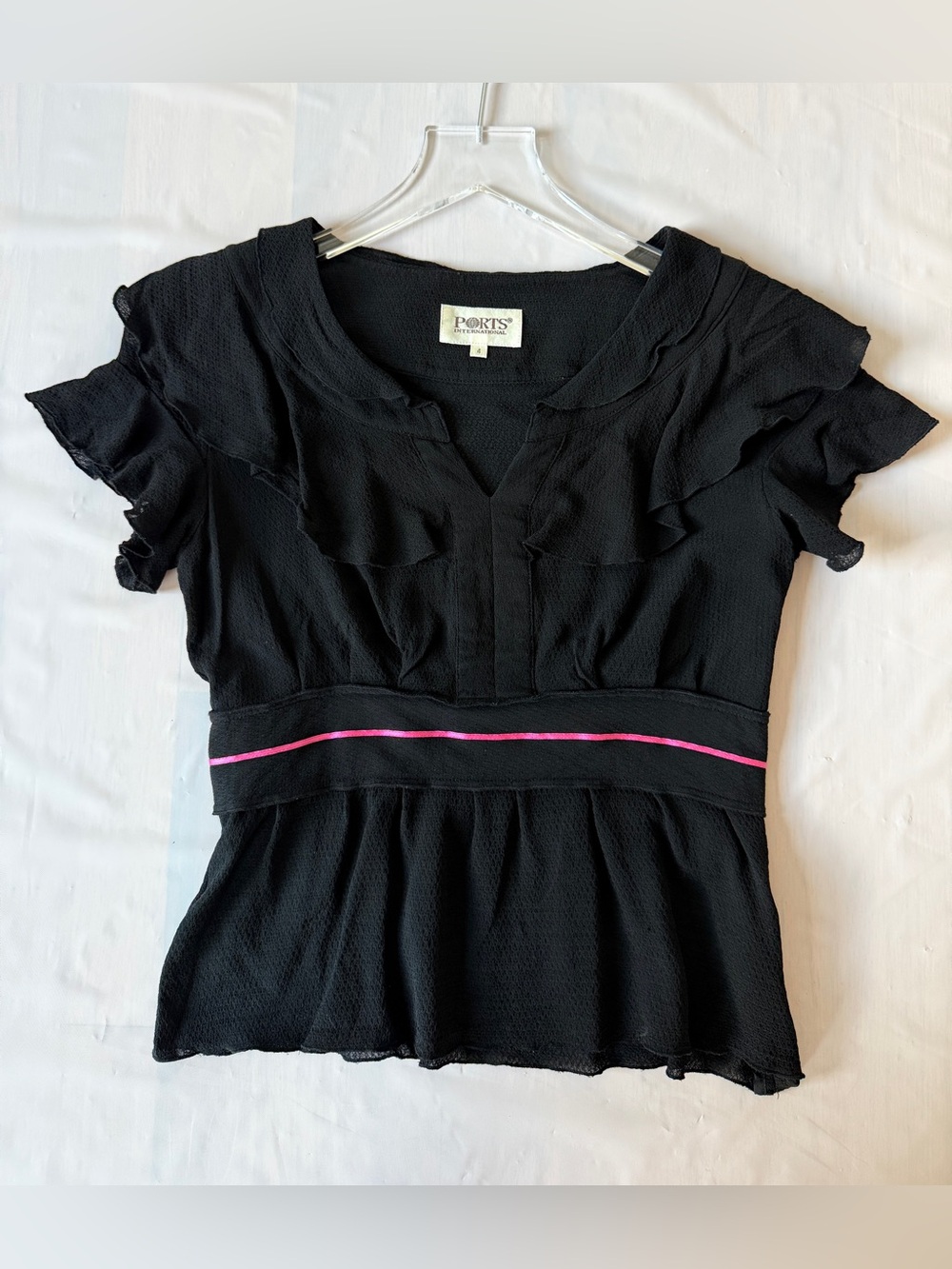 Ports International black silk v-neck ruffle short sleeve blouse US XS